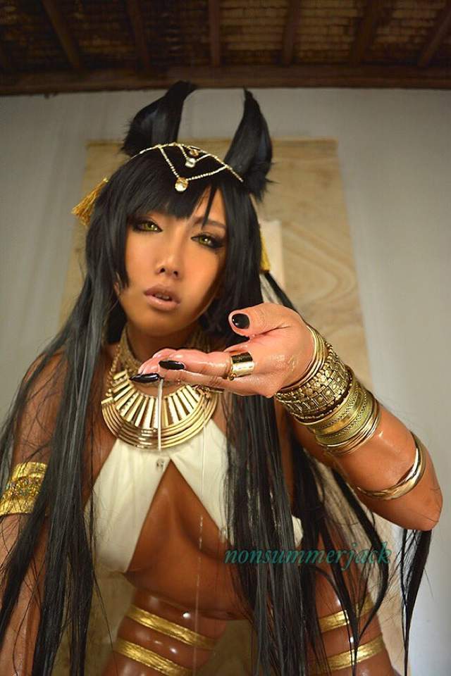 Non 阿努比斯神女體化cosplay 讓你感受到黑肉的美好