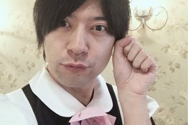 《岸田メル女僕》為了創作出美少女 必須先成為美少女(握拳) 《岸田メル女僕》為了創作出美少女 必須先成為美少女(握拳)