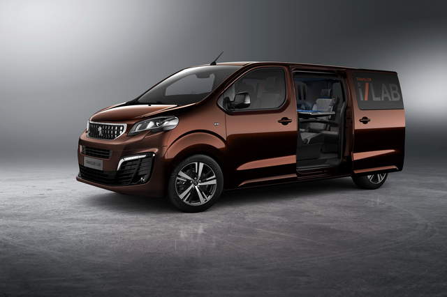 《Peugeot Traveller i-Lab》科技內在好概念 《Peugeot Traveller i-Lab》科技內在好概念