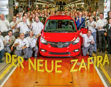 2017年式小改款《Opel Zafira》正式駛下德國生產線囉 2017年式小改款《Opel Zafira》正式駛下德國生產線囉