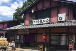 《銀魂真人電影拍攝場景曝光》路人目擊情報透露演「桂」的竟是… 《銀魂真人電影拍攝場景曝光》路人目擊情報透露演「桂」的竟是…
