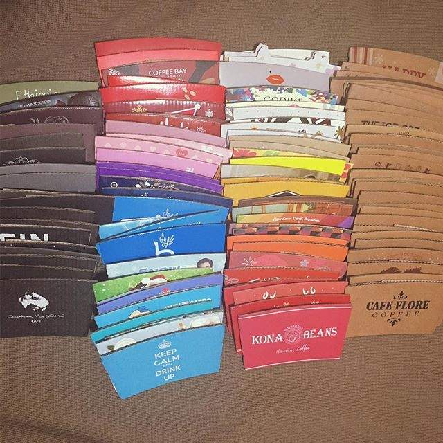 懶人新招《杯套收納術》除了收藏還有一個更好的用法(光) 懶人新招《杯套收納術》除了收藏還有一個更好的用法(光)