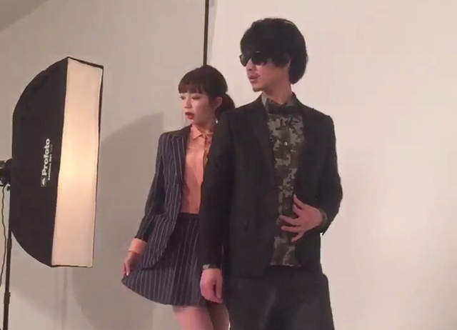憋笑注意《模特兒拍照中的爆笑意外》根本是絕對不准笑狀態啊wwww 憋笑注意《模特兒拍照中的爆笑意外》根本是絕對不准笑狀態啊wwww