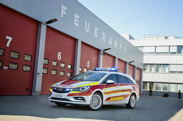 整裝待發《Opel Astra Sports Tourer》行動救護好幫手