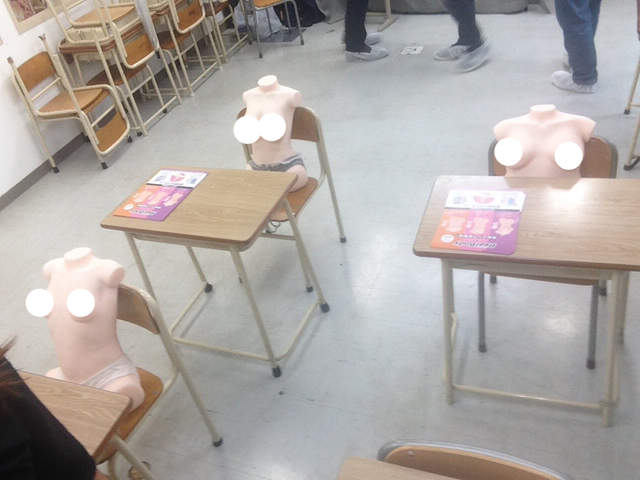 最先进的《VR大型肉感自慰器》太有重量也是很累的…… - 图片5 最先进的《VR大型肉感自慰器》太有重量也是很累的……