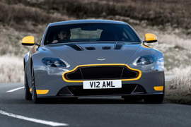 2017年式《Aston Martin V12 Vantage S》揪竟有什麼不一樣呢? 2017年式《Aston Martin V12 Vantage S》揪竟有什麼不一樣呢?