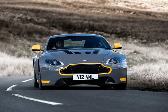 2017年式《Aston Martin V12 Vantage S》揪竟有什麼不一樣呢? 2017年式《Aston Martin V12 Vantage S》揪竟有什麼不一樣呢?