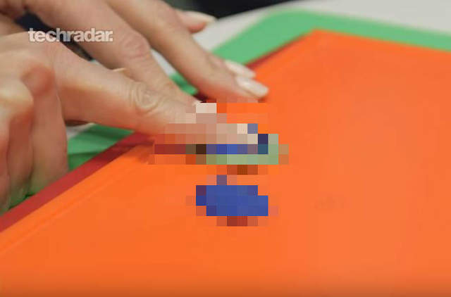 驚人《破解iPhone指紋辨識》只要一個小東西就能打開手機......