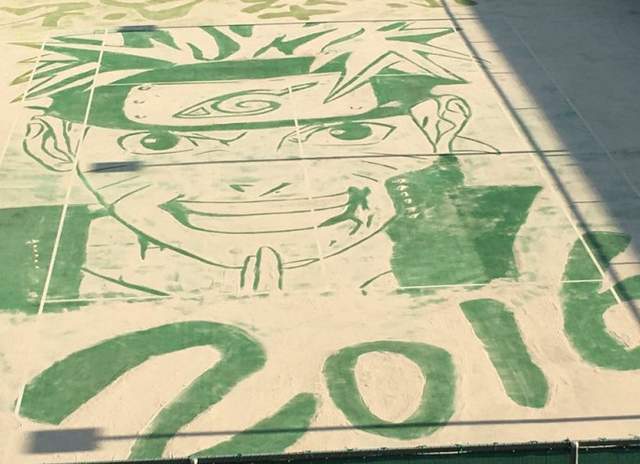 《網球場上的砂畫》綾羽高校給畢業生的禮物真是太催淚惹 《網球場上的砂畫》綾羽高校給畢業生的禮物真是太催淚惹