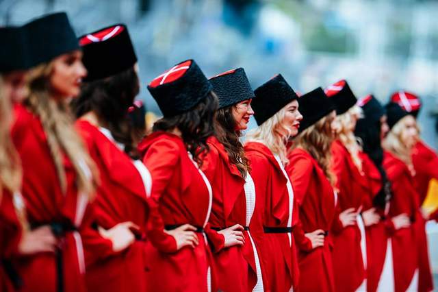 2016年F1西班牙站就在本週末～讓我們繼續關心戰鬥民族車手的表現...