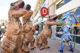 《聖地牙哥動漫展》COSPLAY大秀 連明星都跟著人來瘋啦~ 《聖地牙哥動漫展》COSPLAY大秀 連明星都跟著人來瘋啦~