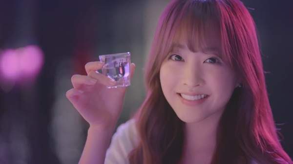 原來這麼會喝《女星酒量大揭密》誰是酒國女英雄呢? 原來這麼會喝《女星酒量大揭密》誰是酒國女英雄呢?