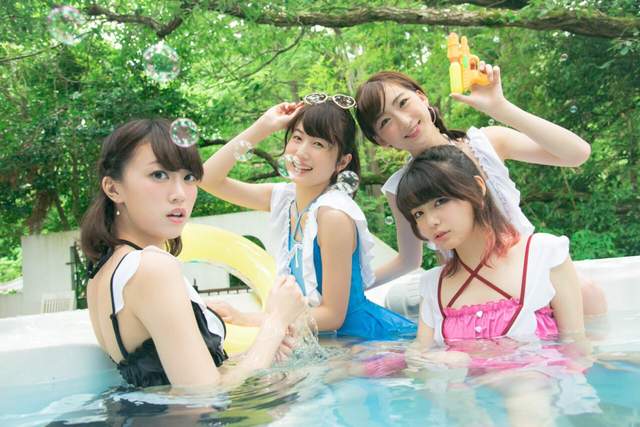 小胸福音《貧乳泳裝》就用夢幻又可愛的泳裝出擊～