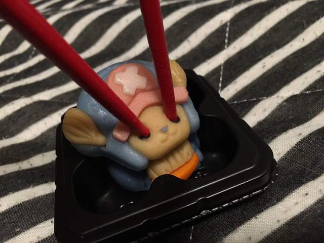 可愛的《喬巴和菓子》要吃真的是獵奇的節奏啊..... 可愛的《喬巴和菓子》要吃真的是獵奇的節奏啊.....