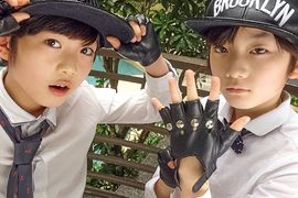 爆萌正太《英蘭 英亞》要不要跟姐姐回家啊~(警察叔叔就是這個人) 爆萌正太《英蘭 英亞》要不要跟姐姐回家啊~(警察叔叔就是這個人)