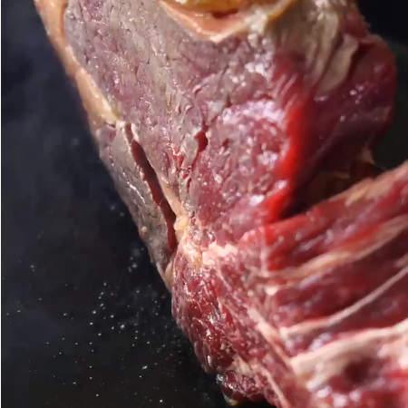 《美食料理聲音》半夜真是不該看廚師的推特... 《美食料理聲音》半夜真是不該看廚師的推特...