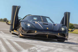 超貴氣《Koenigsegg Agera RS Naraya》金光閃閃就是狂 超貴氣《Koenigsegg Agera RS Naraya》金光閃閃就是狂