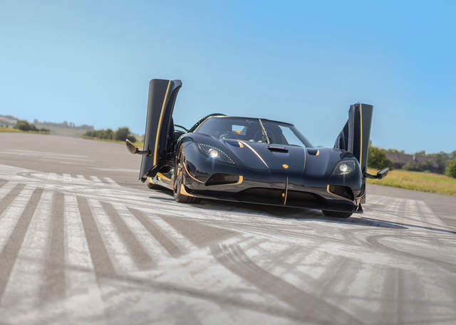 超貴氣《Koenigsegg Agera RS Naraya》金光閃閃就是狂 超貴氣《Koenigsegg Agera RS Naraya》金光閃閃就是狂