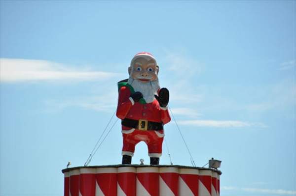 《意義不明的詭異雕像》不就只是作來嚇路人用的嗎?(錯) 《意義不明的詭異雕像》不就只是作來嚇路人用的嗎?(錯)