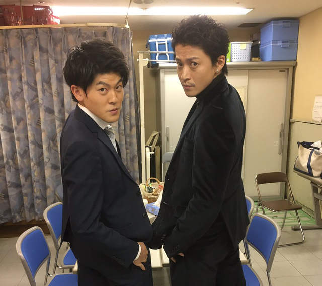 小栗旬模仿藝人《土佐有輝》連本尊都公認的激似搞笑分身 - 圖片1 小栗旬模仿藝人《土佐有輝》連本尊都公認的激似搞笑分身 - 圖片1