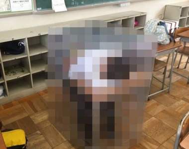 上課睡覺專用《防老師打擾屏障》老師應該想一掌把它打爛www 上課睡覺專用《防老師打擾屏障》老師應該想一掌把它打爛www