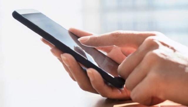 驚人《不用密碼就能解鎖iPhone》這回合人性打贏科技了? 驚人《不用密碼就能解鎖iPhone》這回合人性打贏科技了?