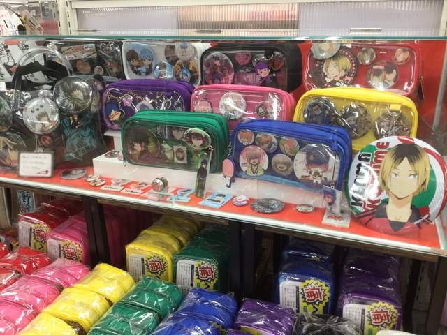 新奇文具《宅宅專用痛鉛筆盒》以後寫作業感覺更開心了…… 新奇文具《宅宅專用痛鉛筆盒》以後寫作業感覺更開心了……