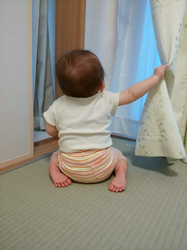 《我家小孩正座的瞬間》日常中出現的各種標準姿勢太萌啦