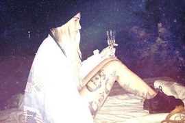 好可怕系列《被男友吻死的女孩》就因為他們才認識沒多久... 好可怕系列《被男友吻死的女孩》就因為他們才認識沒多久...