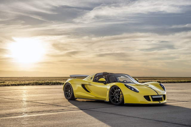 山豬退位《Hennessey Venom GT Spyder》最速敞篷車到底有多快？ - 圖片3