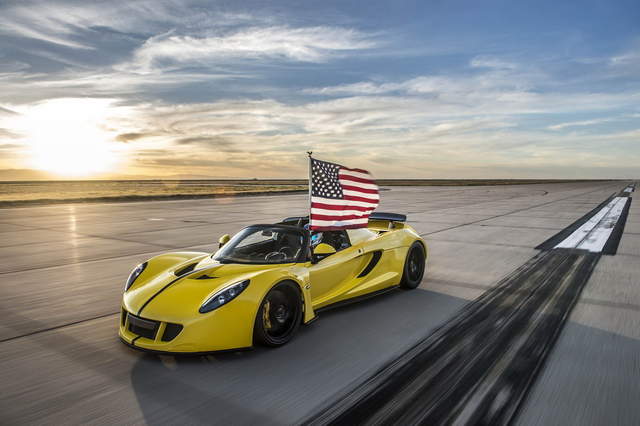 山豬退位《Hennessey Venom GT Spyder》最速敞篷車到底有多快？ - 圖片9