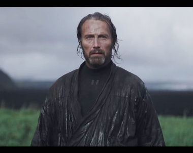 《星際大戰外傳:俠盜一號》最終預告 Mads Mikkelsen終於登場囉(灑花) 《星際大戰外傳:俠盜一號》最終預告 Mads Mikkelsen終於登場囉(灑花)