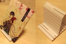 自製《百圓隔板同人本展示架》可以拆開攤平超方便攜帶✧ 自製《百圓隔板同人本展示架》可以拆開攤平超方便攜帶✧