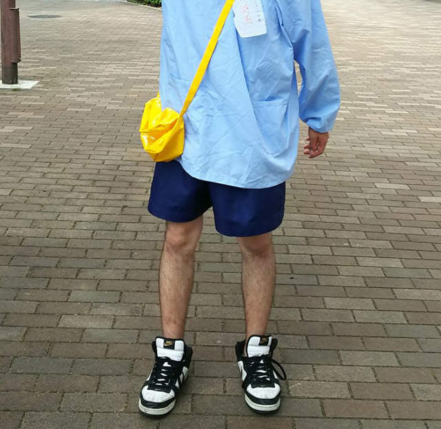 演唱會爭議裝扮《幼稚園兒童COSPLAY》至少修個腿毛吧……