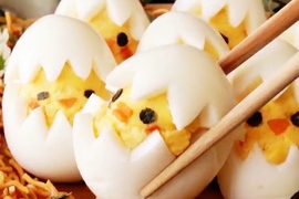 料理教學《蛋黃小雞沙拉》萌死人了啦~看我一口吞掉你~ 料理教學《蛋黃小雞沙拉》萌死人了啦~看我一口吞掉你~