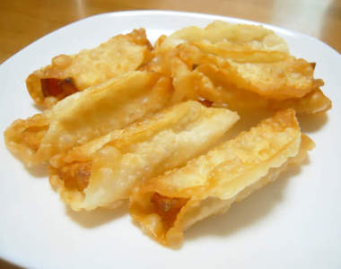 《餃子皮春捲料理法》用捲的包餡料也能吃出不同大驚奇 《餃子皮春捲料理法》用捲的包餡料也能吃出不同大驚奇