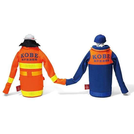 《寶特瓶消防服》讓一個小瓶子全副武裝還又帥又可愛是可以的嗎(ﾉ∀`*)？