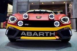 馬力300匹《Abarth 124 Spider Rally》拉力戰將好身手 馬力300匹《Abarth 124 Spider Rally》拉力戰將好身手