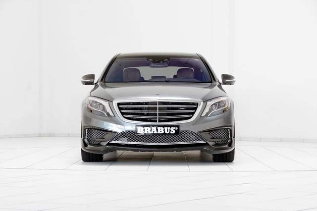 身手依舊《Brabus Rocket 900》新衣上身更有味 身手依舊《Brabus Rocket 900》新衣上身更有味