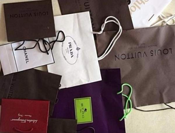 收集控必看《就算沒有用還是會留著的物品》各品牌紙袋絕對會留著阿 收集控必看《就算沒有用還是會留著的物品》各品牌紙袋絕對會留著阿