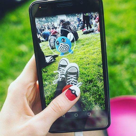 《精靈寶可夢主題指甲彩繪》不用抓寶可夢~就在你手裡 《精靈寶可夢主題指甲彩繪》不用抓寶可夢~就在你手裡