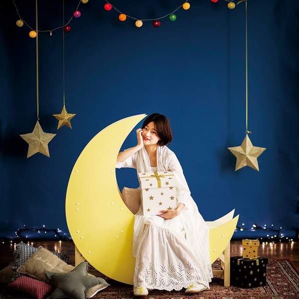 浪漫家具《月亮椅子》實現少女坐在彎月上當仙女的願望♥ 浪漫家具《月亮椅子》實現少女坐在彎月上當仙女的願望♥