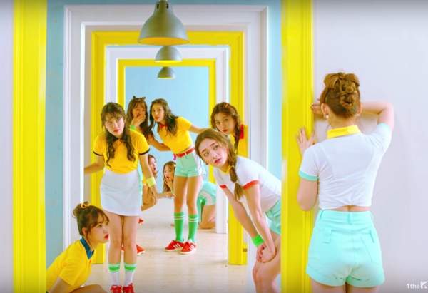 網友質疑I.O.I新曲《Very Very Very》抄襲Red Velvet《Russian Roulette》究竟兩者有多像? 網友質疑I.O.I新曲《Very Very Very》抄襲Red Velvet《Russian Roulette》究竟兩者有多像?