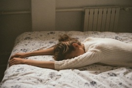 女孩們《睡前10秒瑜珈》告別便秘跟睡不好 女孩們《睡前10秒瑜珈》告別便秘跟睡不好