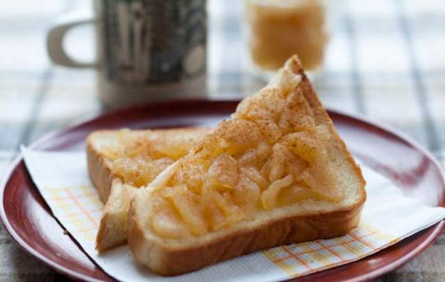 下午茶點心《蜂蜜蘋果吐司片》就算會變胖也想吃啦（口水）