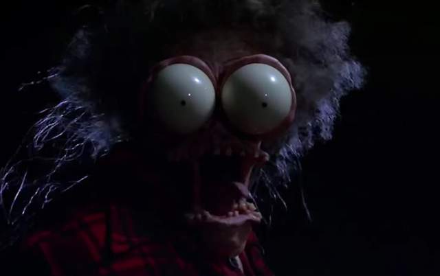 《看完會留下精神創傷》電影段落 一起來回味扭曲的童年吧