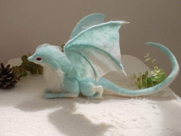 超精緻神人等級《幻獸羊毛氈》好想認養龍寶寶可以嗎? 超精緻神人等級《幻獸羊毛氈》好想認養龍寶寶可以嗎?