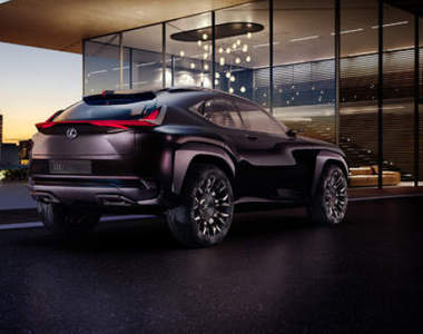 先露屁屁《Lexus UX Concept》休旅新概念在巴黎 先露屁屁《Lexus UX Concept》休旅新概念在巴黎