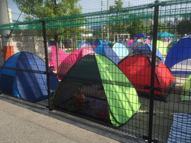 《日本小學運動會奇景》是讓爸媽比賽搭帳篷的會外賽嗎(誤) 《日本小學運動會奇景》是讓爸媽比賽搭帳篷的會外賽嗎(誤)
