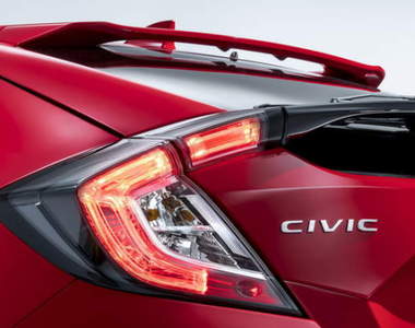歐規《Honda Civic Hatchback》巴黎車展前先秀翹臀 歐規《Honda Civic Hatchback》巴黎車展前先秀翹臀